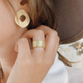 Charger l'image dans la visionneuse de la galerie, Pénélope - Maison Sajes Boucles d'oreilleMaison Sajes