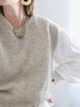 Load image into Gallery viewer, Pull sans manche Clarisse - Maison SajesMaison Sajes