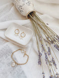 Load image into Gallery viewer, Anna - Maison Sajes Boucles d'oreilleMaison Sajes
