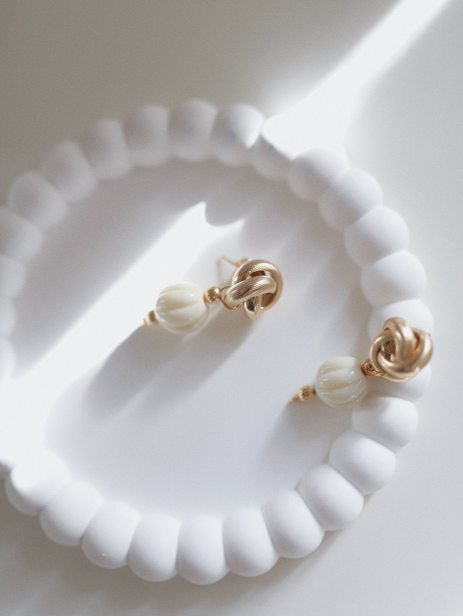 Rétro - Maison Sajes Boucles d'oreilleMaison Sajes